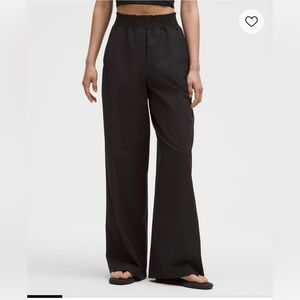 Lululemon Stretch Woven Wide Leg Ruffle Waist Pants